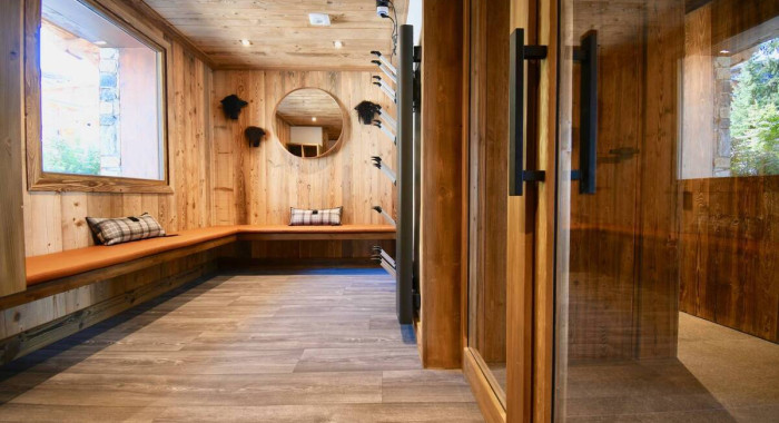 Chalet Golden Eagle, Courchevel 1650 ski chalet, image 6